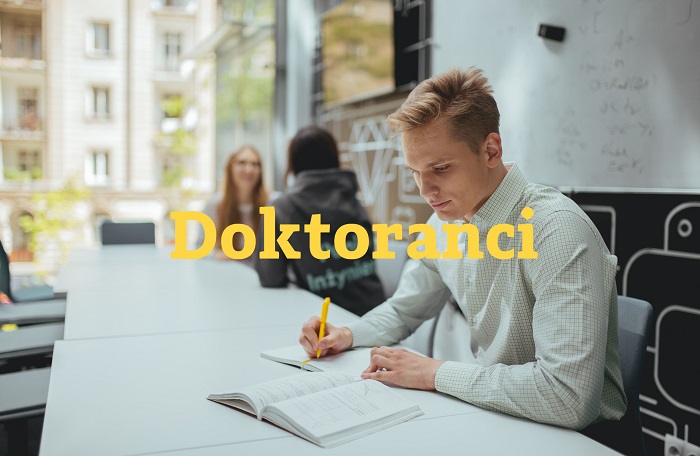 Programy skierowane do doktorantów.